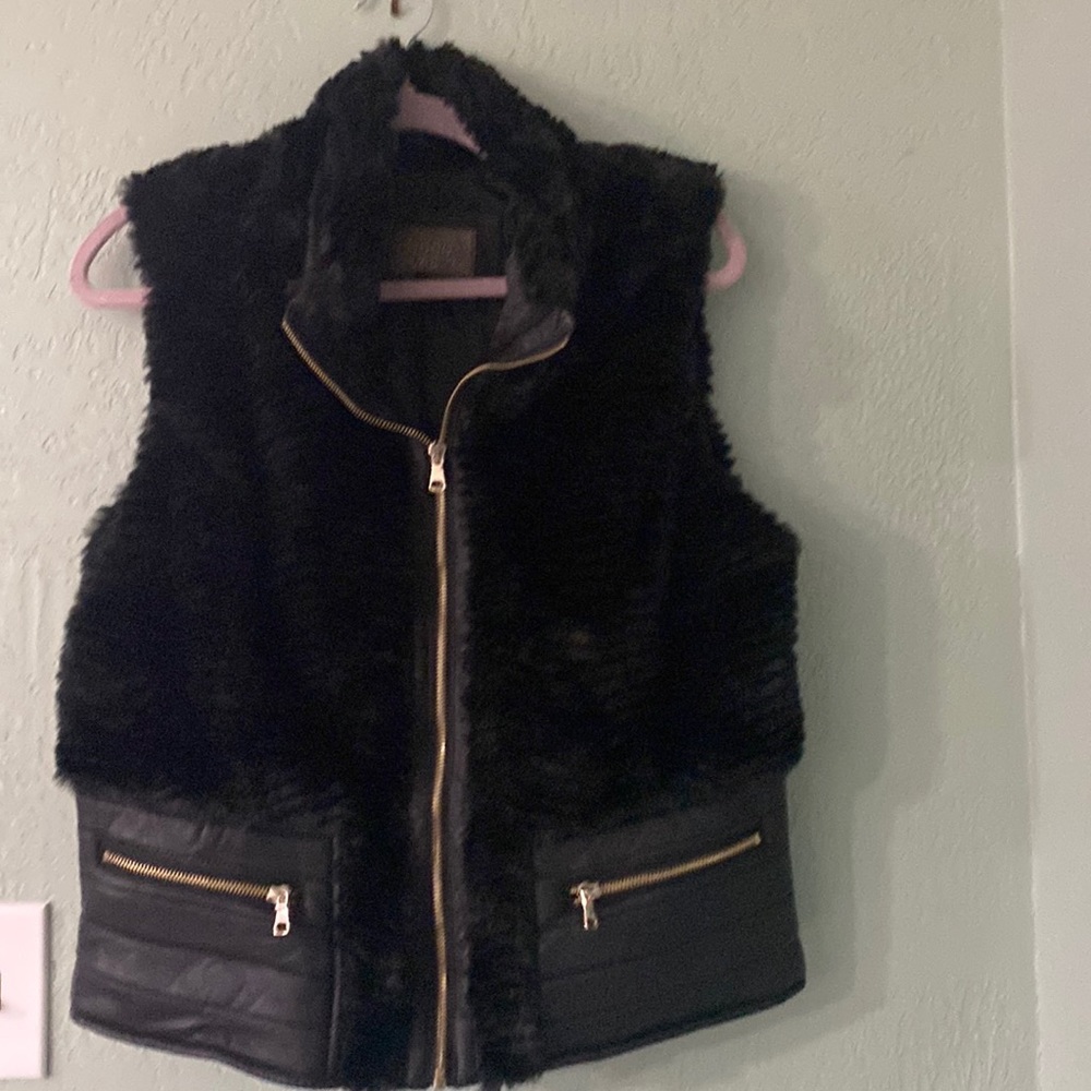 Ci Sono Vest by Cavalini